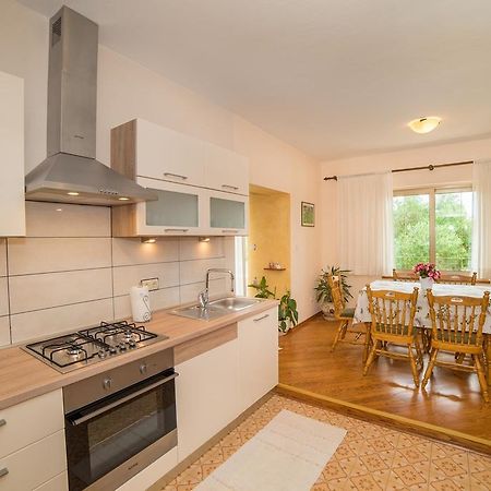 Apartment Anica Palit Kültér fotó
